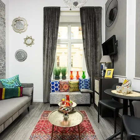 Appartamento Native Studencka 25 *